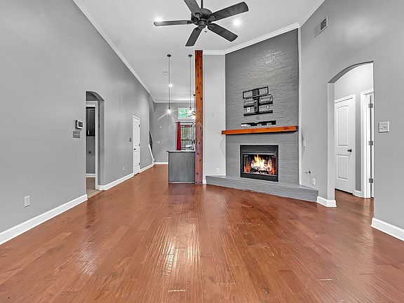 4th image of 3261 Richland View Ln
