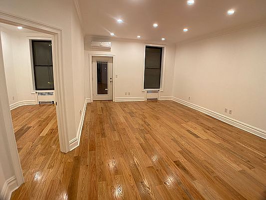 2nd image of 45 8th Ave APT 1R