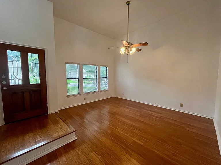 7734 Oakhill Park Dr — Photo 6