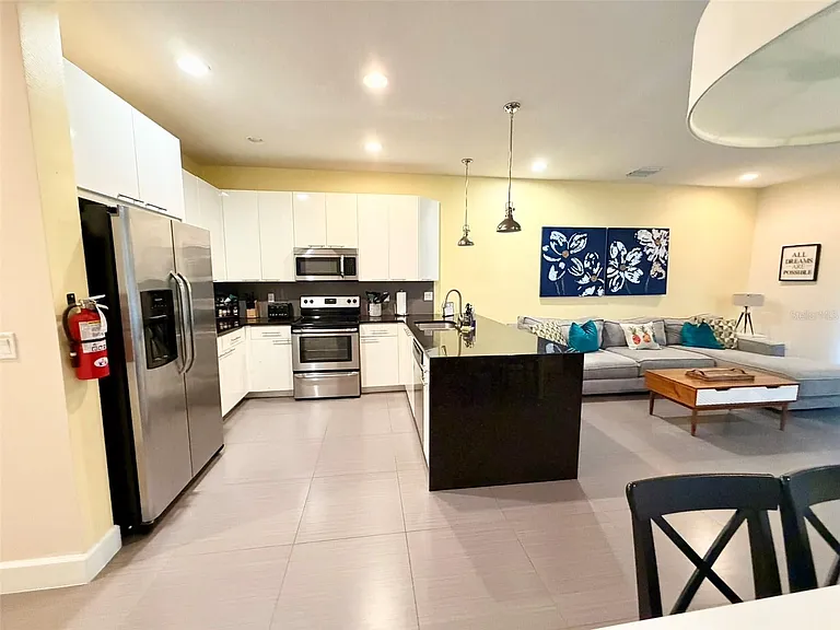17407 Placidity Ave — Photo 4