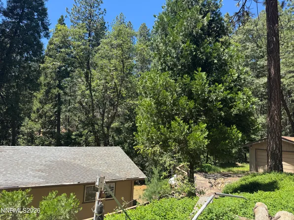 6001 Calico Ct, Pollock Pines, CA 95726