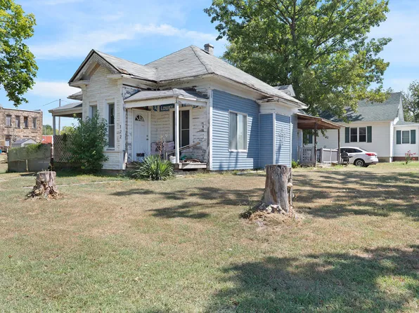 122 S First Street, Jasper, MO 64755
