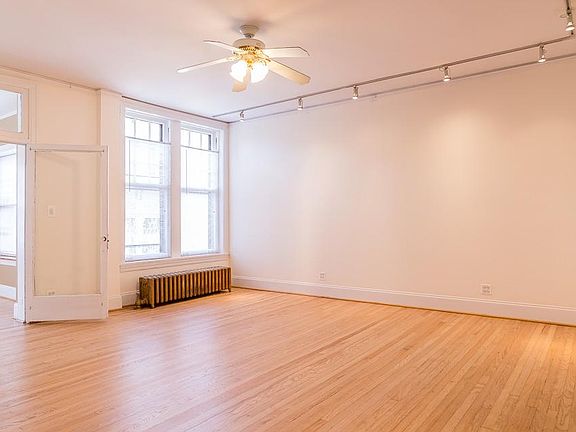 4th image of 5802 N Kenmore Ave #1D