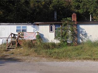 132 Broadview Rd, Sulphur Springs, AR 72768