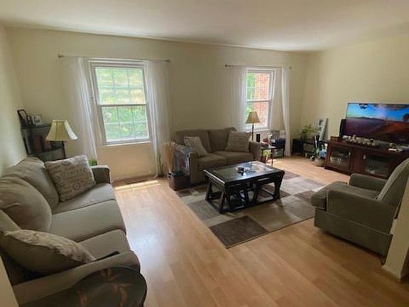 5th image of 4521 Pinecrest Heights Dr