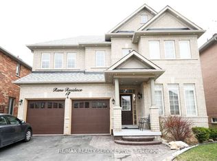 17 Eagle Plains Dr, Brampton, ON L6R3M6