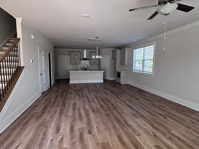 4630 Dogwood Pl — Photo 3