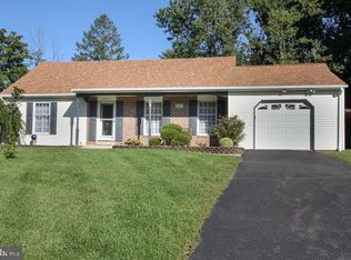 211 Jackson Rd, Gilbertsville, PA 19525
