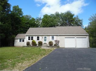 29 Elizabeth Dr, Windham, ME 04062