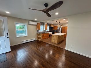 (Undisclosed Address), Yonkers, NY 10701
