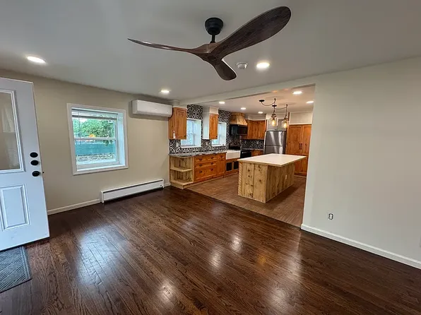 (undisclosed Address), Yonkers, NY 10701