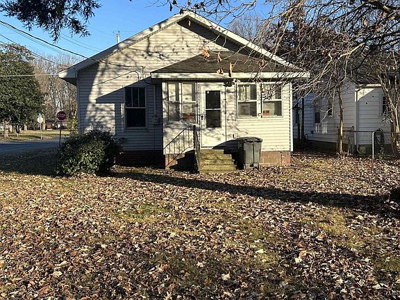 2nd image of 751 N 22nd St