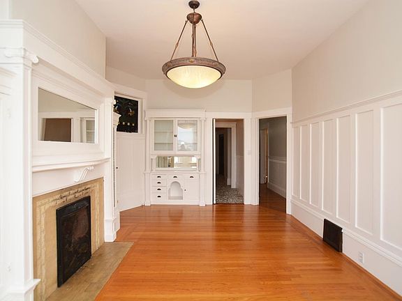 2nd image of 154A Carl St