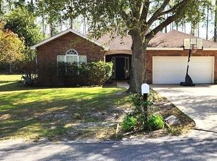 102 Angela Ct, Wewahitchka, FL 32465