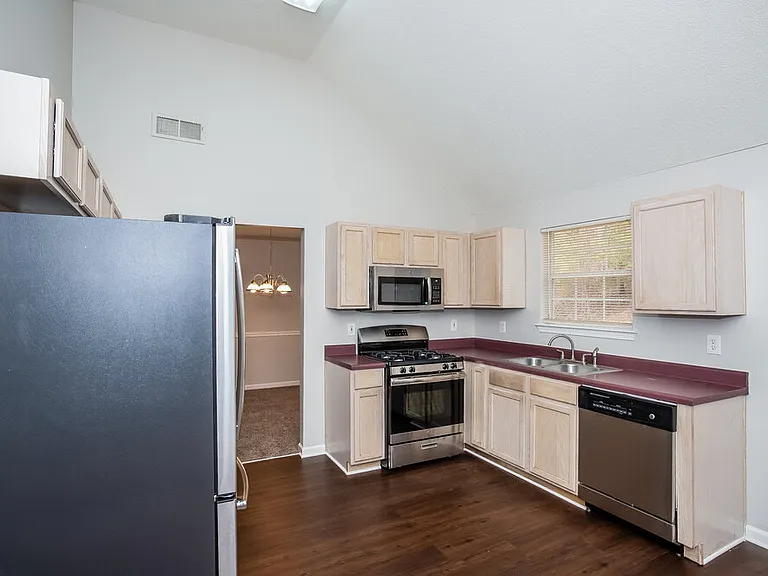 3154 Lower Creek Dr — Photo 7
