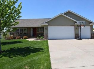 1215 Waters Way, Watertown, MN 55388