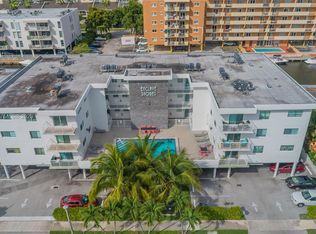 3755 NE 167th St APT 23, North Miami Beach, FL 33160