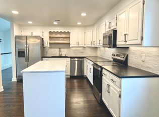 19 Harold St FLOOR 2, Cos Cob, CT 06807