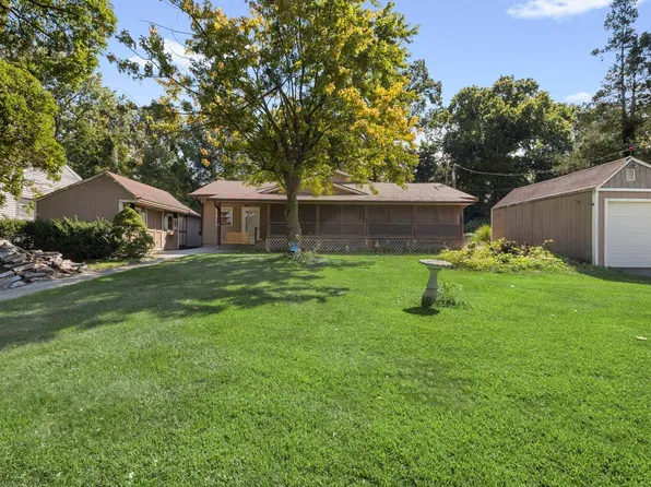 53316 Nadine St, South Bend, IN 46637