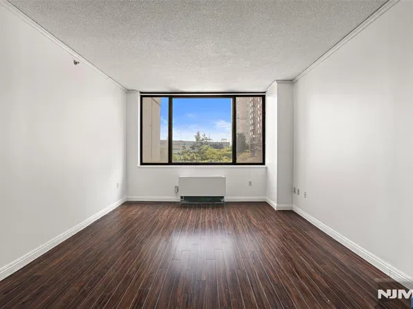 45 River Drive #415, Jersey City, NJ 07310