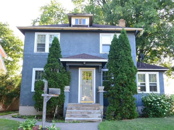 2118 9th Ave E, Hibbing, MN 55746