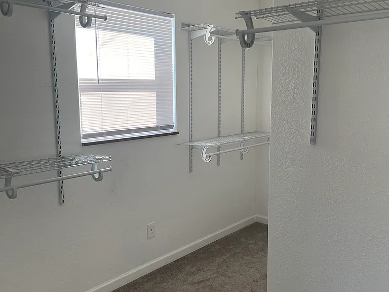 121 Peterson Rd — Photo 7