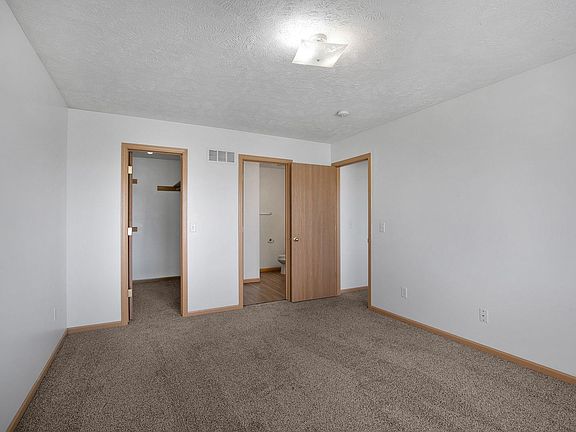 5th image of 7243 Whitewater Ln