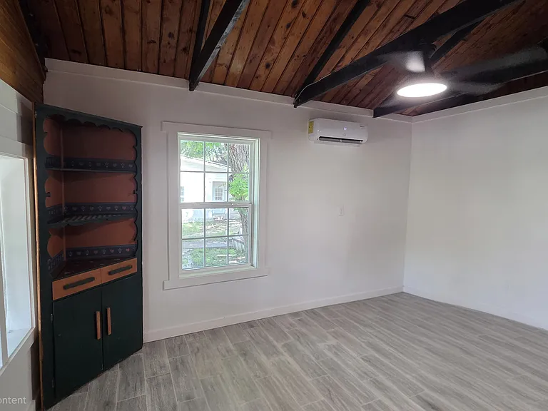 300 Kegley St — Photo 14