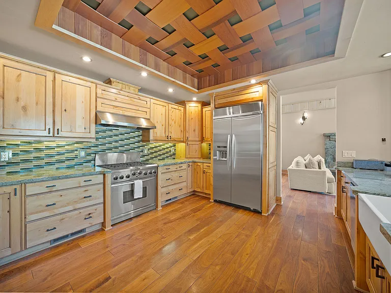 9353 Heartwood Dr — Photo 11