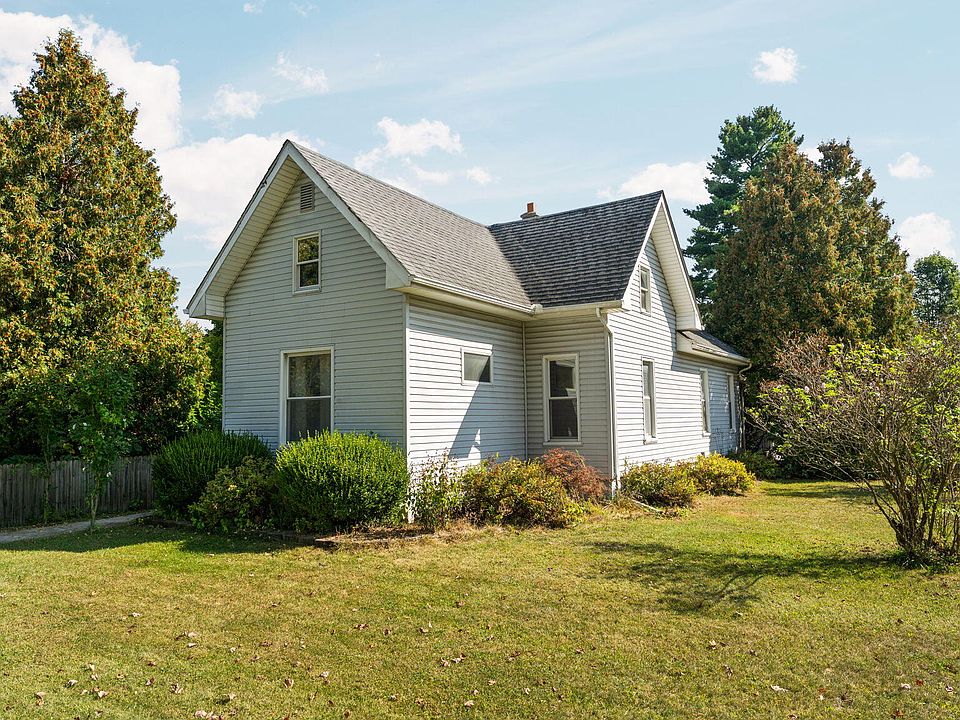 1st image of 557 Saline St