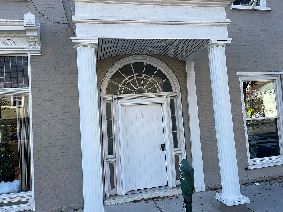 1st image of 3 S Carlisle St APT 1