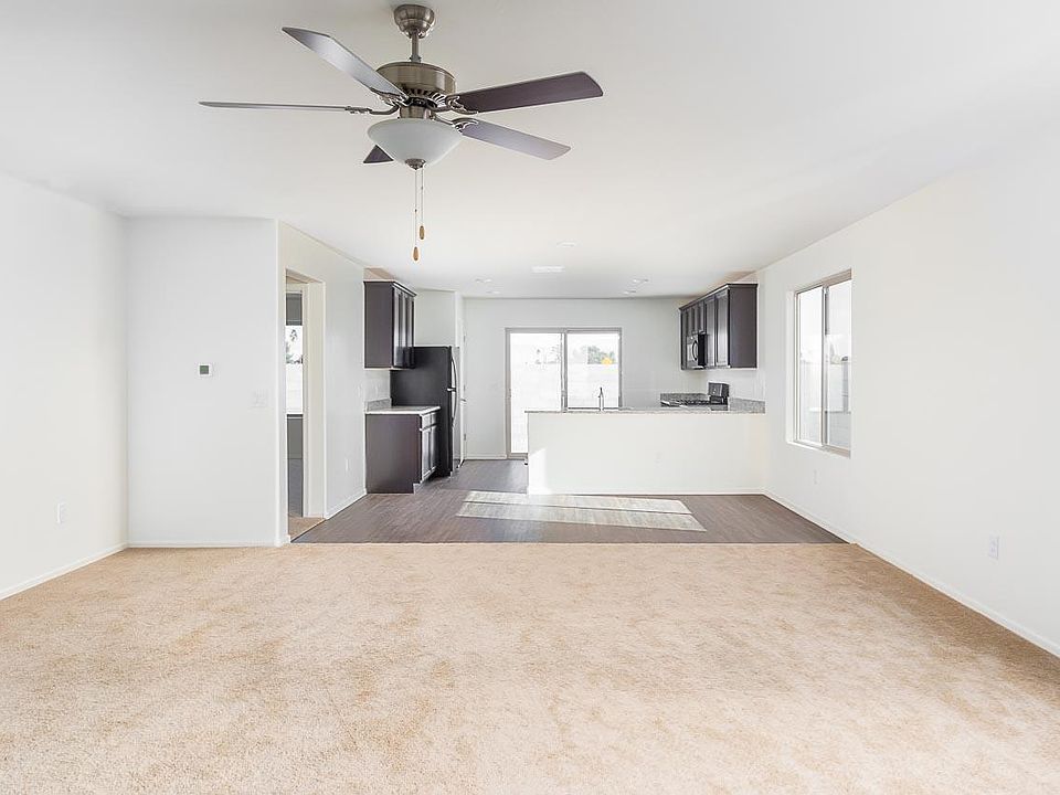 2nd image of 3967 E Braddock Dr