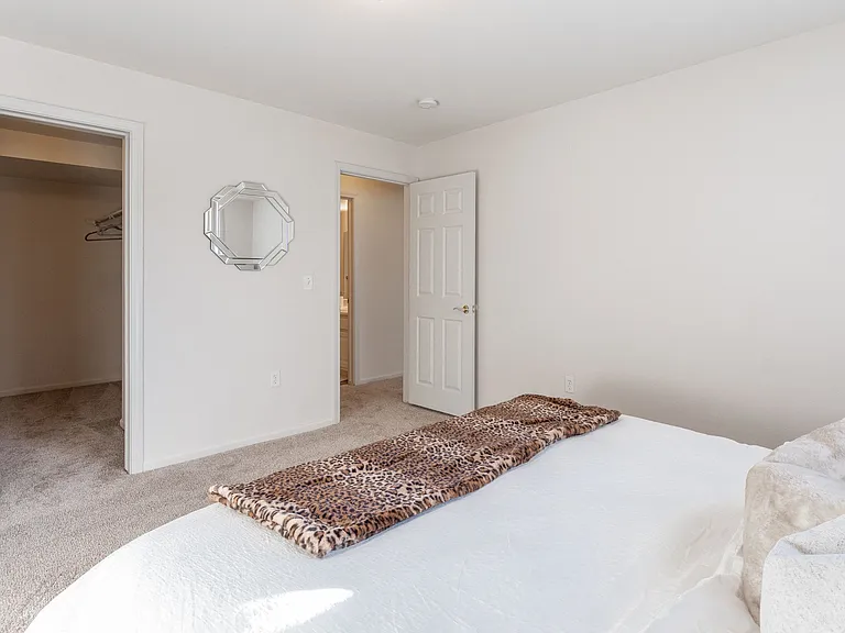 Dearborn View Apartments - Inkster, MI — Photo 22
