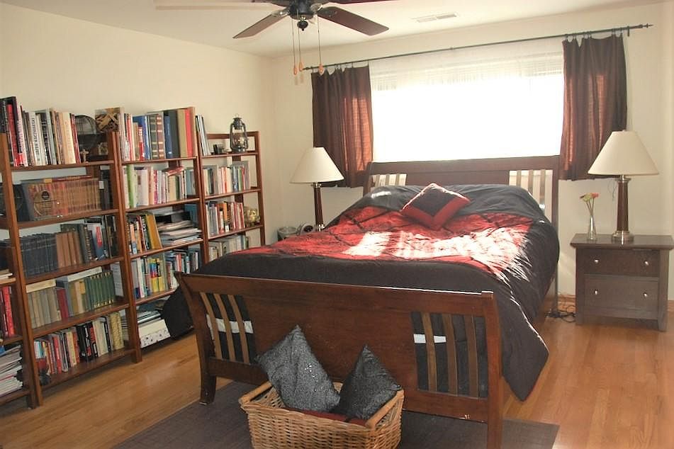 1st image of 1325 W Birchwood Ave APT 3F