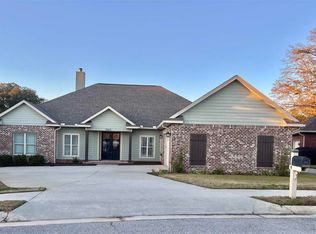 5342 Southlake Dr, Pace, FL 32571