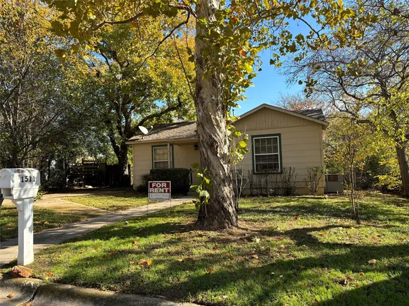 1511 Knight St, Denton, TX 76205