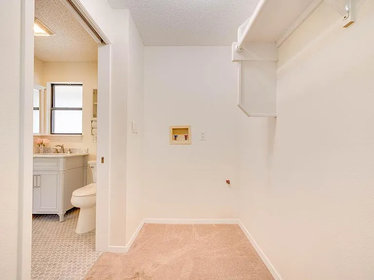 1607 Woodlawn Blvd #GUEST — Photo 21