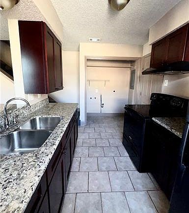 2nd image of 901 Michael Ct APT A