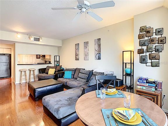 4th image of 322 E Central Blvd Unit 1211