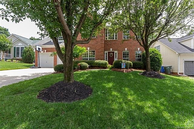 1st image of 123 Foxtail Dr