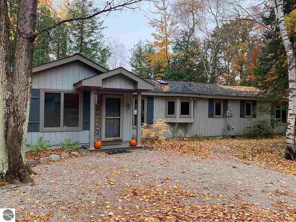 1st image of 2504 S East Torch Lake Dr