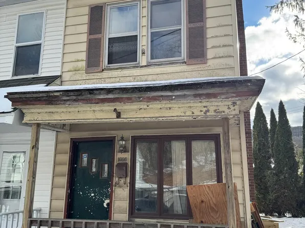 1606 Market St, Ashland, PA 17921