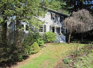 32 Ridgeway Ave, Needham, MA 02492