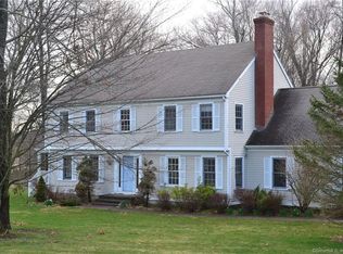 406 Carriage Dr, Southbury, CT 06488