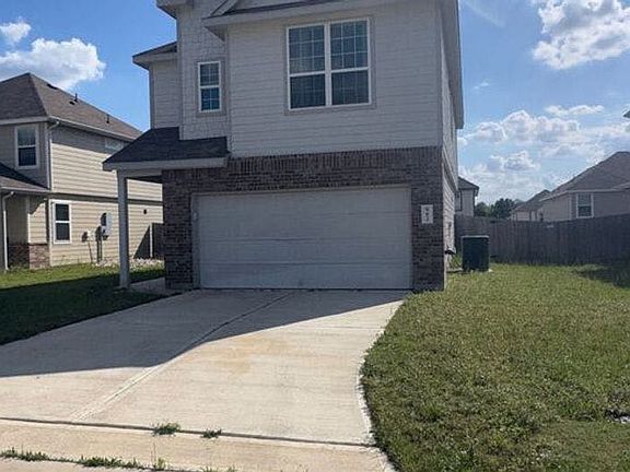 2nd image of 982 Rice Dr