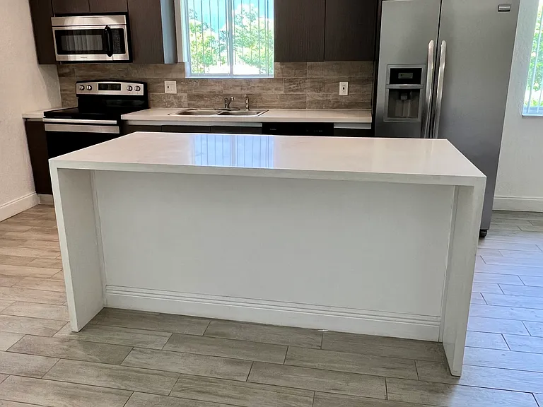 178 Lakeview Dr #201 — Photo 4