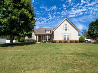 111 Prestwick Dr, Anderson, SC 29621