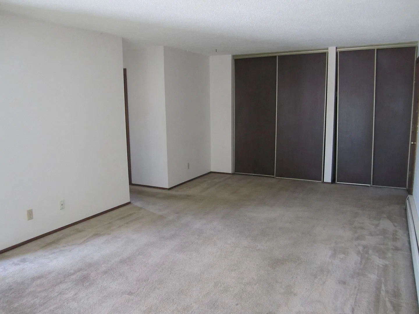 Eagle View - 1631 — Photo 3