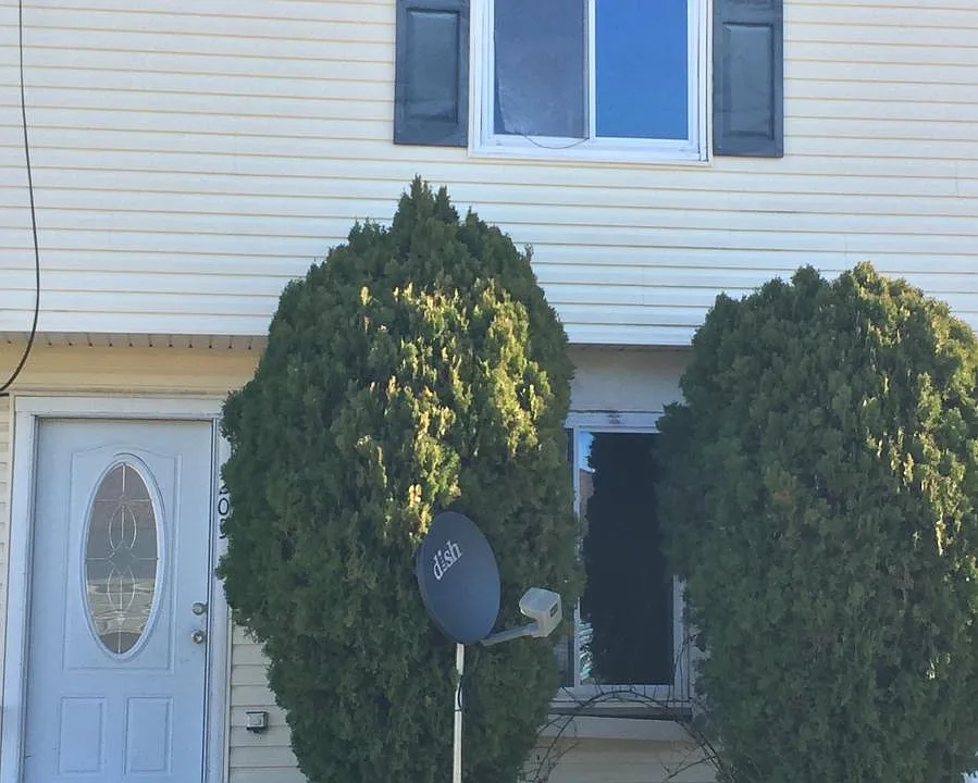 203 Sawmill Rd