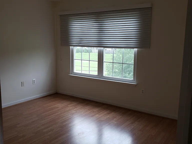 7117 Ladd Cir — Photo 6